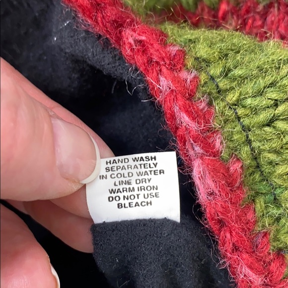 Vintage Green Red 100% Wool Knit Trapper Style Hat - Picture 9 of 9